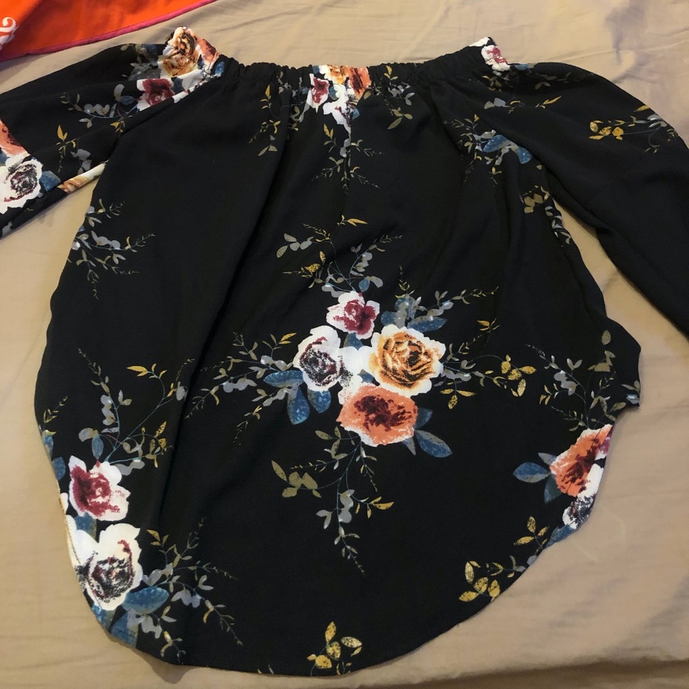 Black Flower Top